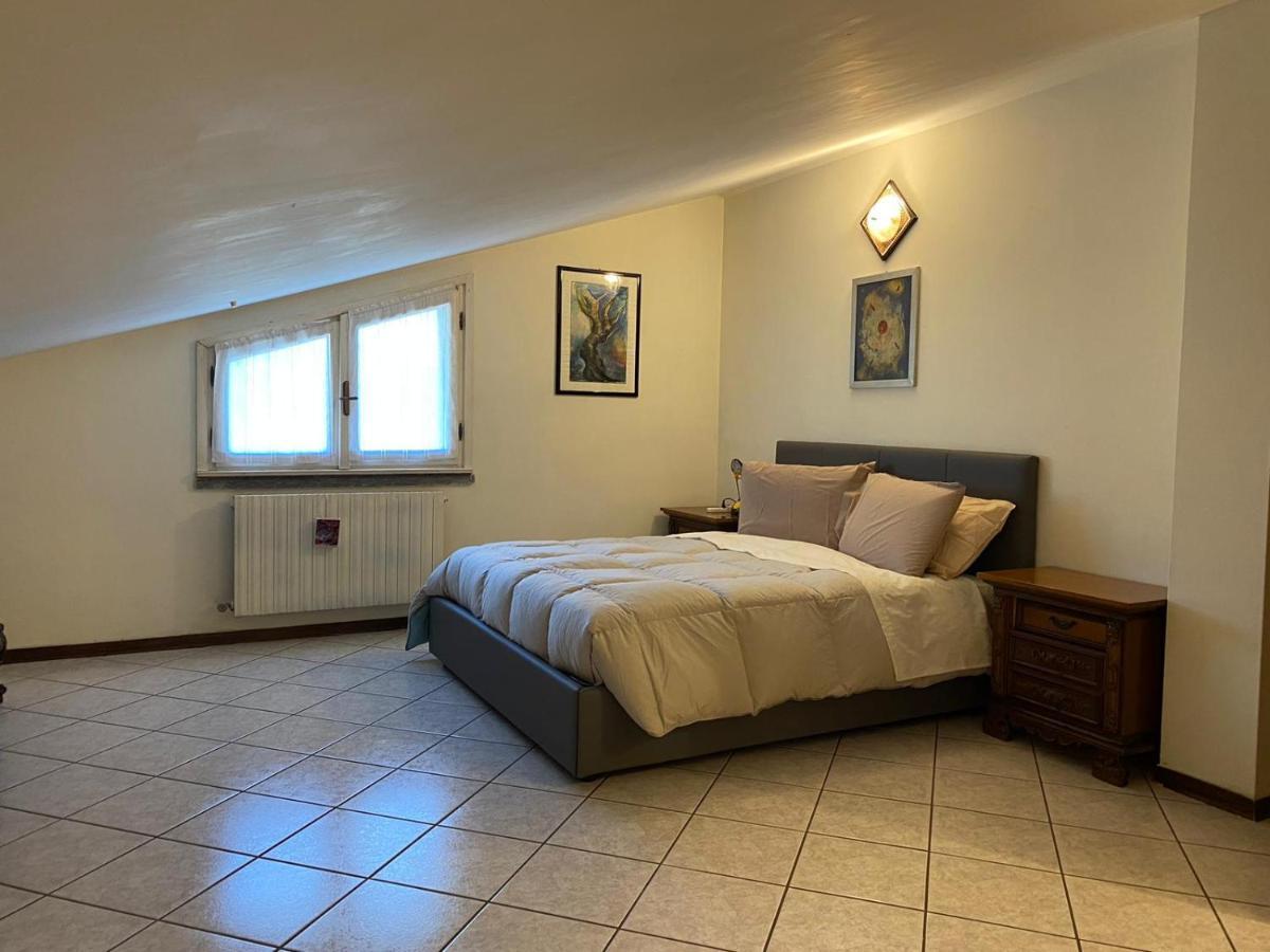 Mansarda In Villa Cenate Sopra Bagian luar foto